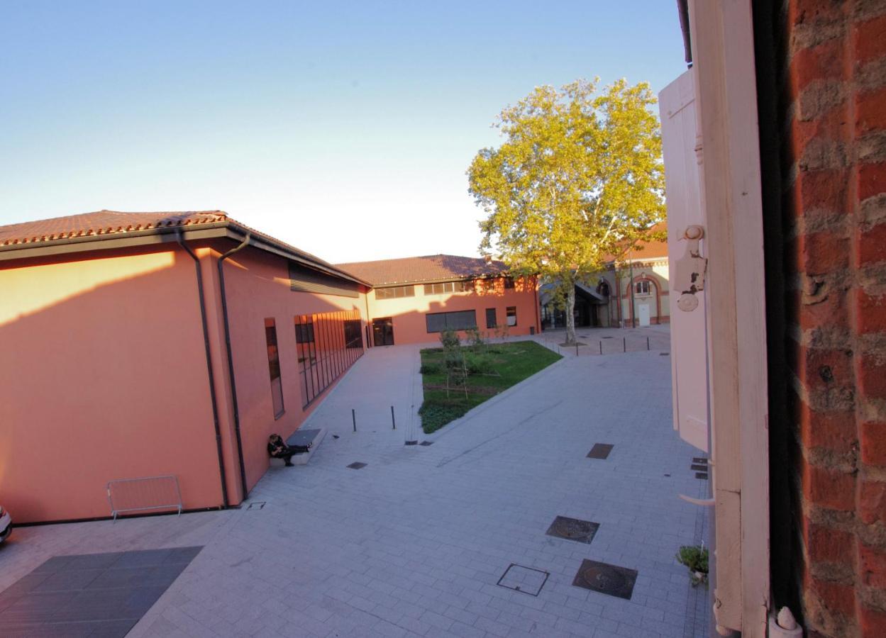 Hostel Les Cordees Liees Albi Exteriör bild