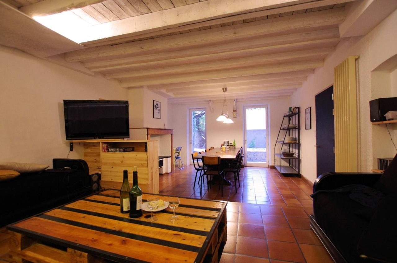 Hostel Les Cordees Liees Albi Exteriör bild