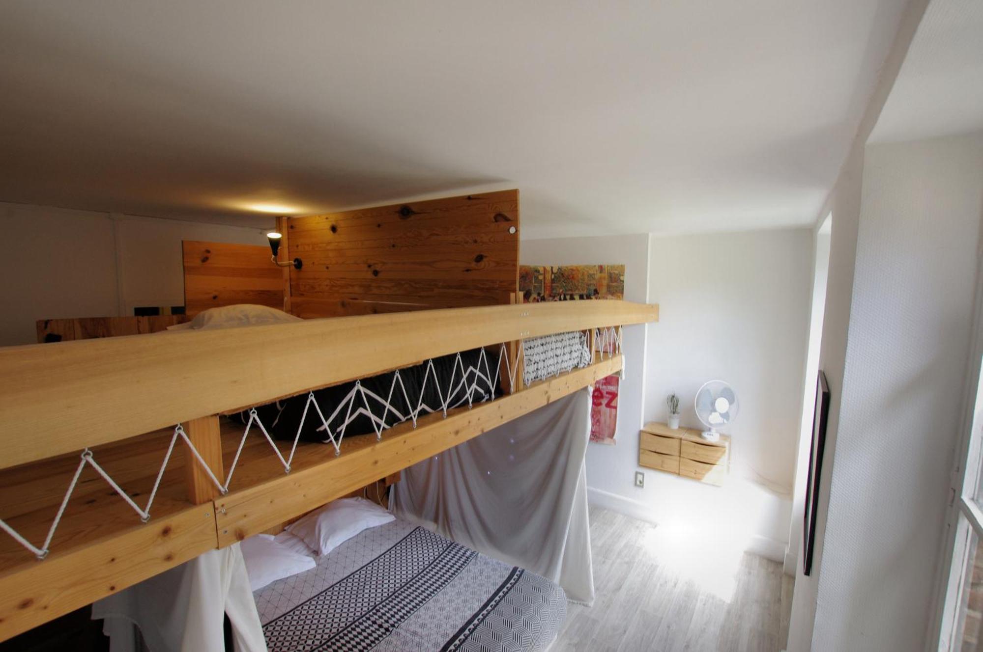 Hostel Les Cordees Liees Albi Exteriör bild
